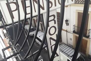 بنسيون Hostal Ronda Sol