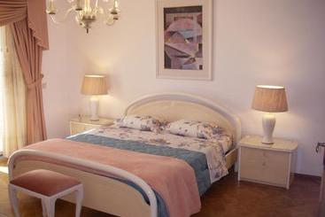 پانسیون Monte Da Ria Guest House