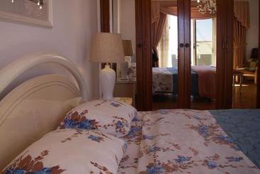 پانسیون Monte Da Ria Guest House