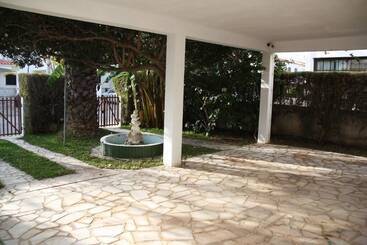 ペンション Roulito S Guest House