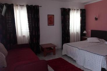 پانسیون Vila Sodré Guest House