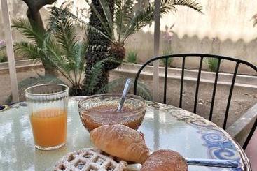 تختخواب و صبحانه A Casa Di Nonna Emma