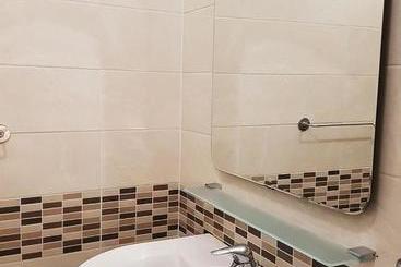 پانسیون Cristal Rooms