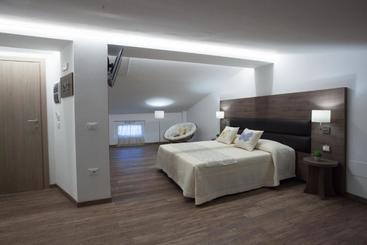 پانسیون Magnifica Luxury Suites