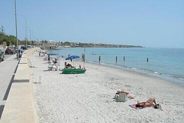 پانسیون Camere Mazara