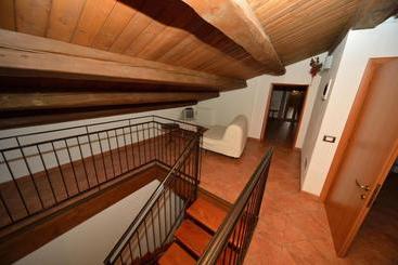 هتل Agriturismo Calderino