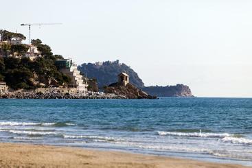 Residence Sole Mare Alaxi Hotels