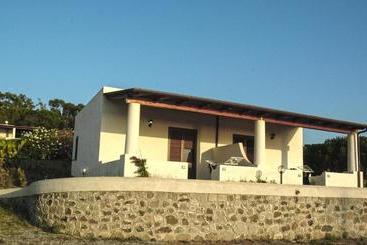 Eolian Residence