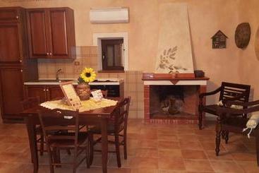هتل Fonte Di Maroglio Rooms&apartments