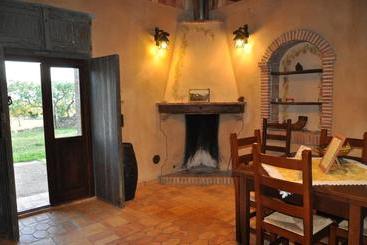 هتل Fonte Di Maroglio Rooms&apartments