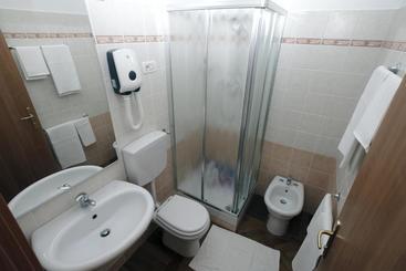 پانسیون Italy Inn