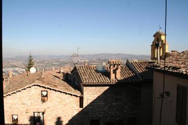 پانسیون La Piazzetta Del Borgo