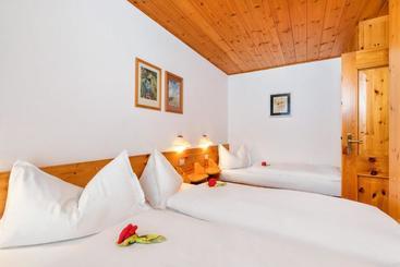 Apartments Antares