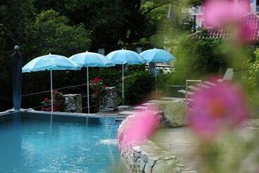 هتل آپارتمان Villa Sasso