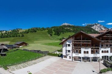 מלון דירות Apart Residence Rautal S