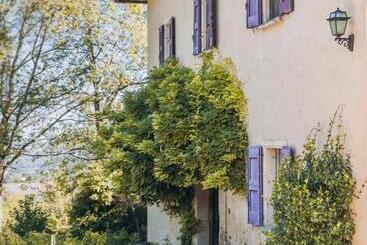 호텔 Agriturismo Montevecchio Isolani