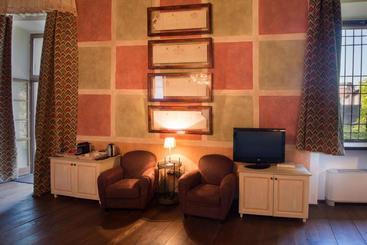 پانسیون Palazzo Castiglioni Luxury Suite And Rooms