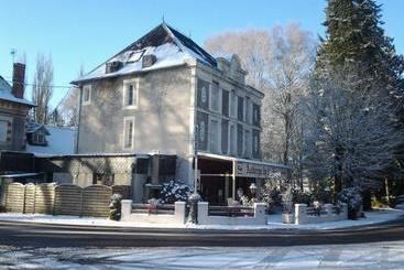 هاستل Auberge De La Marquise