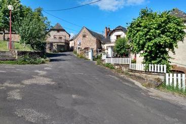 پانسیون Chambres D'hôtes La Fontaine