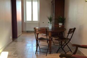 بنسيون Villa Varco