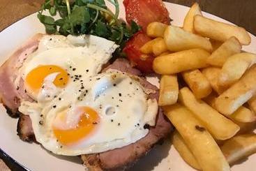 هاستل The Red Lion Inn & Restaurant