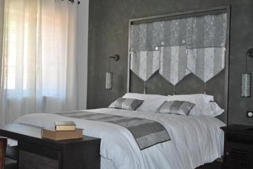 پانسیون Chambres D'hôtes La Leva
