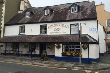 فندق صغير The Kings Head Inn