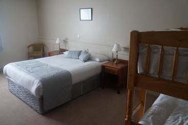 پانسیون The Lough & Quay Guest Accommodation