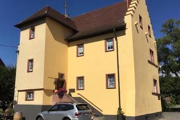 پانسیون Altes Vogtshaus