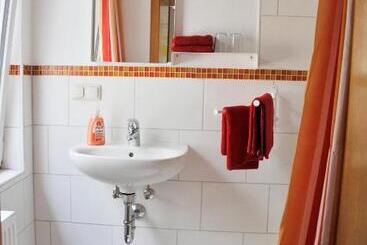 ペンション Die Schlummerkiste