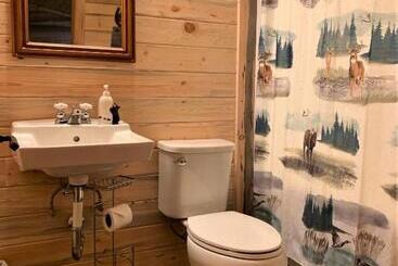 ユースホステル Yellowstone Cutthroat Guest Ranch