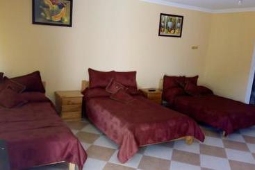 هتل Colonial El Bosque