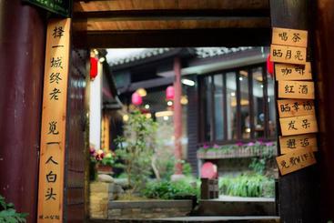 پانسیون Floral Joy  · Po Shan Gong Guan Fenghuang