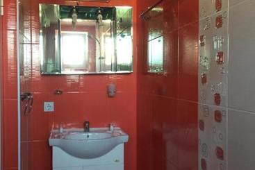 پانسیون Triglav Edelweiss Guest House