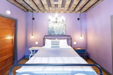 旅馆 The Inn At Warm Springs