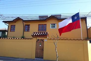پانسیون Hostal Casa Amarilla San Vicente De Tagua Tagua
