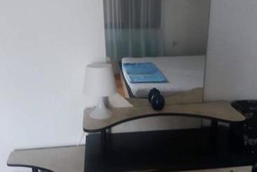 پانسیون Julija Guest House