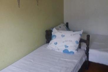 پانسیون Julija Guest House
