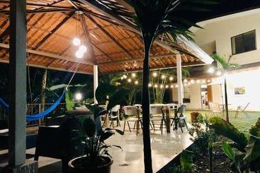 پانسیون Ukinca B&b