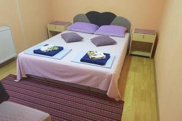پانسیون Guesthouse Ines