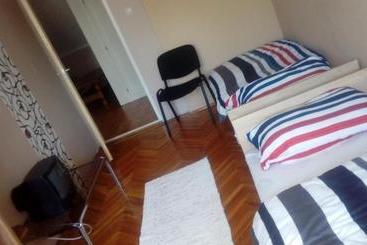 بنسيون Horváth Apartmanház