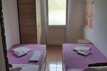 پانسیون Apartments Astel