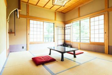 پانسیون 高野山 宿坊 増福院  Koyasan Shukubo Zofukuin