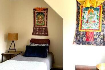 Pension Nyima Tashi Buddhist Centre