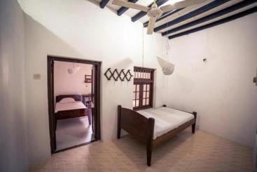 هاستل Karibu Inn