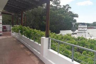 پانسیون Guest House Mielaloe