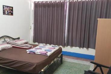پانسیون Yummy Bagpackers Hostel