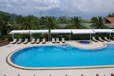 Aydos Suites