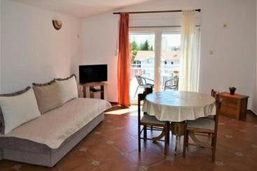 پانسیون Guesthouse Mb Knezevic