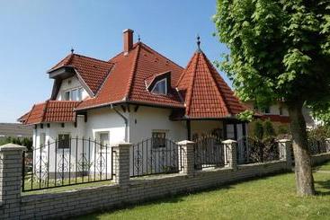 Balaton White House - Vonyarcvashegy